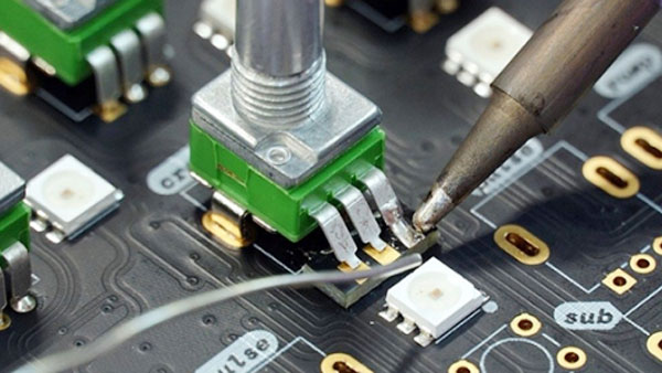 Enerji sistemlərində aktiv filtrlər hansı gücün keyfiyyəti problemləri həll edə bilər